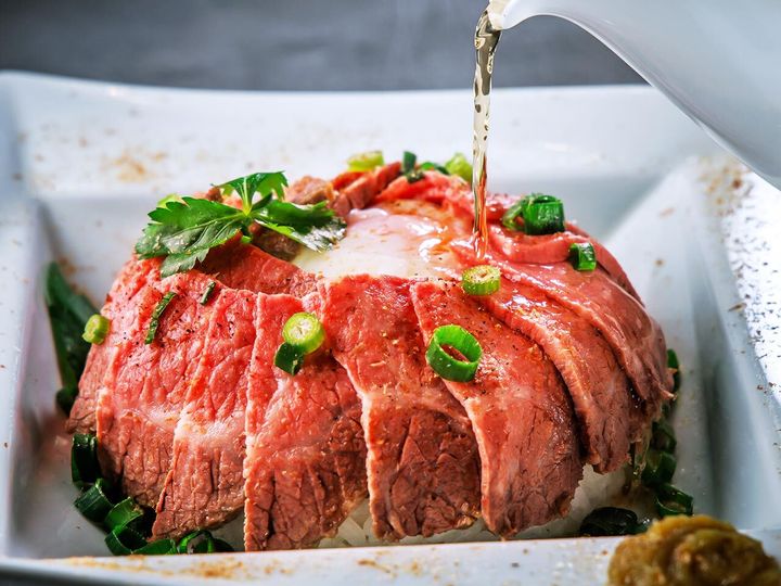 東白楽『ローストビーフFrank』の「ローストビーフだし茶漬け」