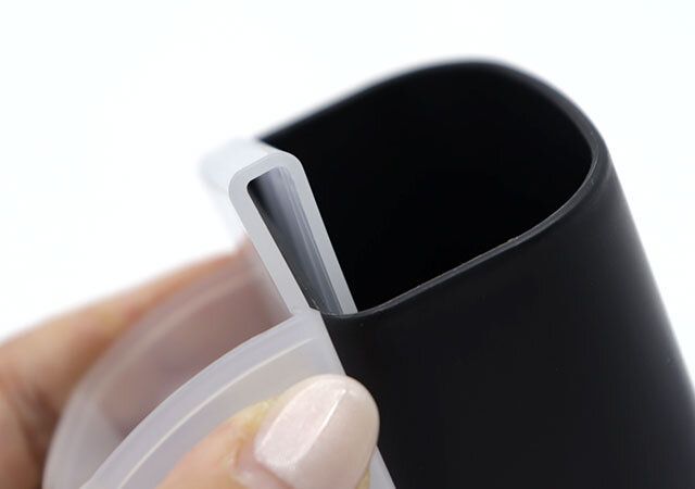 ペン立て用ポケット（2個） フック