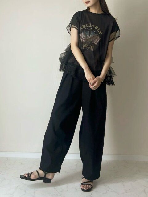 黒ワイドパンツコーデ3