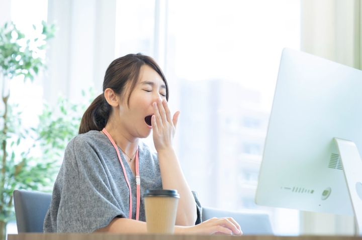 午後に眠くなったら昼寝をしてOK？