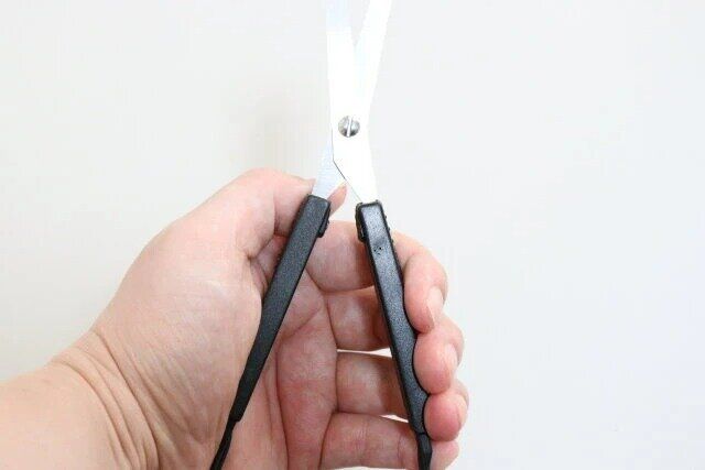 セリア らくにぎバサミ