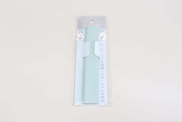 セリア スリム消しゴム パッケージ