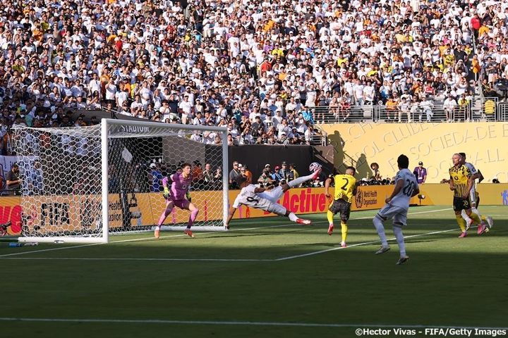 サッカー写真の極致！クラブW杯、カメラマンチームに選んでもらった「準々決勝のベストショット」5選