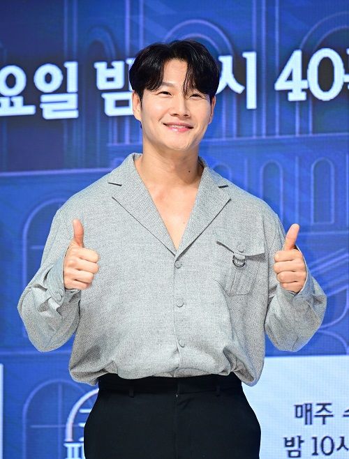 キム・ジョングク