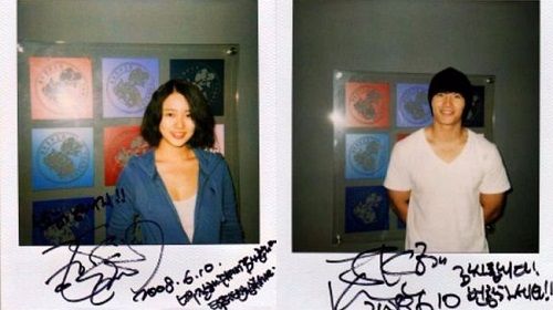 ユン・ウネ（左）とキム・ジョングク