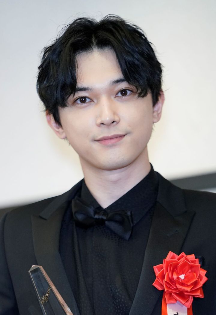 吉沢亮さん（2020年2月、時事通信フォト）