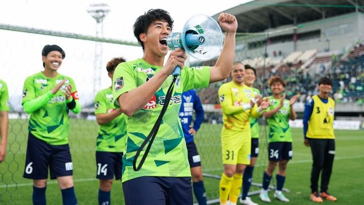 【インタビュー】MF土肥航大が引退を考えた4カ月「やっぱりサッカーが好きなんだ」とJ3ガイナーレ鳥取から目指す古巣との再戦