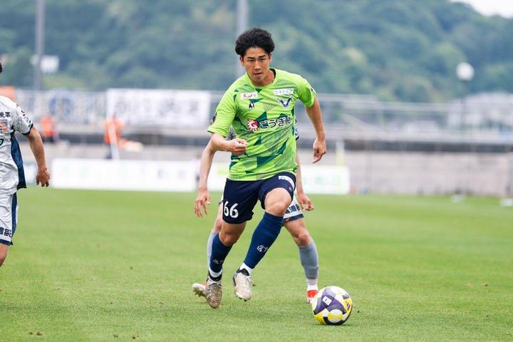 【インタビュー】MF土肥航大が引退を考えた4カ月「やっぱりサッカーが好きなんだ」とJ3ガイナーレ鳥取から目指す古巣との再戦