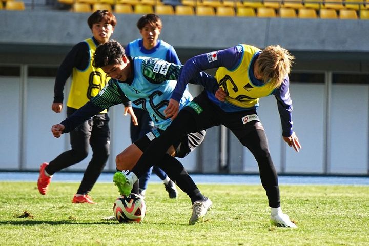 【インタビュー】MF土肥航大が引退を考えた4カ月「やっぱりサッカーが好きなんだ」とJ3ガイナーレ鳥取から目指す古巣との再戦