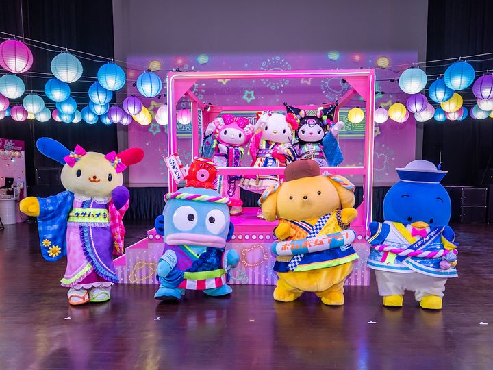 夏にぴったりなキャラクターたちの新コスチューム