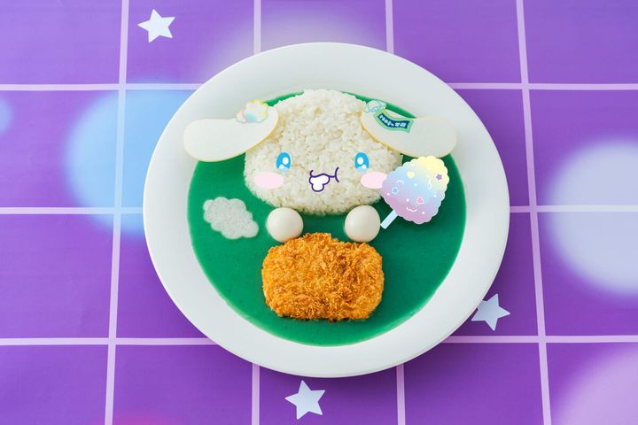 シナモロールのえびカツブルーカレー