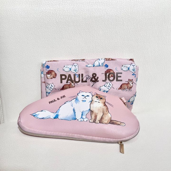 ポーチとトートバッグ