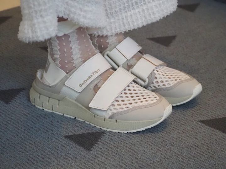 オニツカタイガーのサンダル