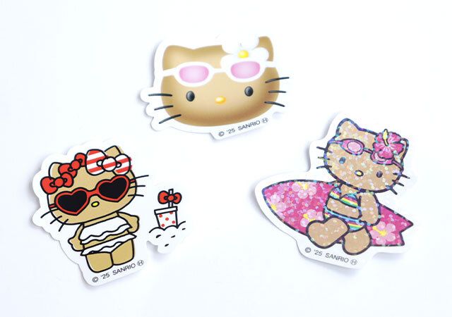 宝島社のsweet8月号付録の日焼けハローキティのステッカー3点セット1