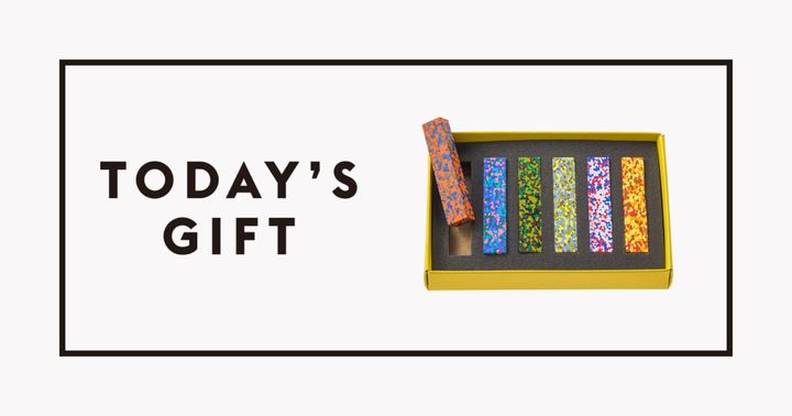 〈AOZORA〉のクレヨン