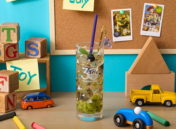 ＜バズ・ライトイヤー＞ホワイトグレープジュース