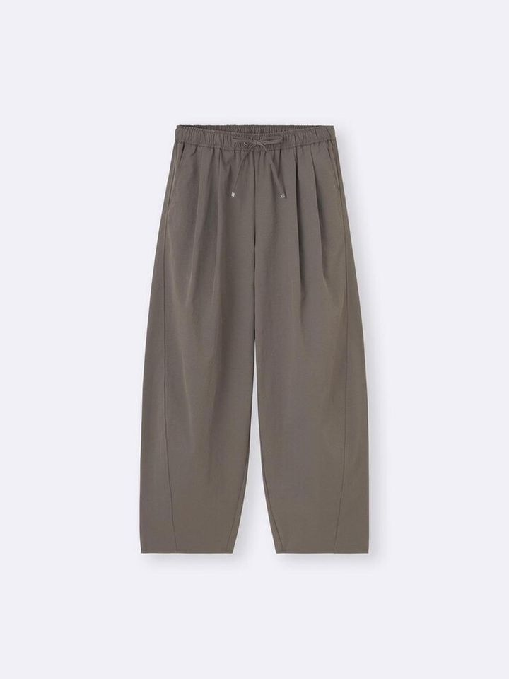 画像1: 出典：GU