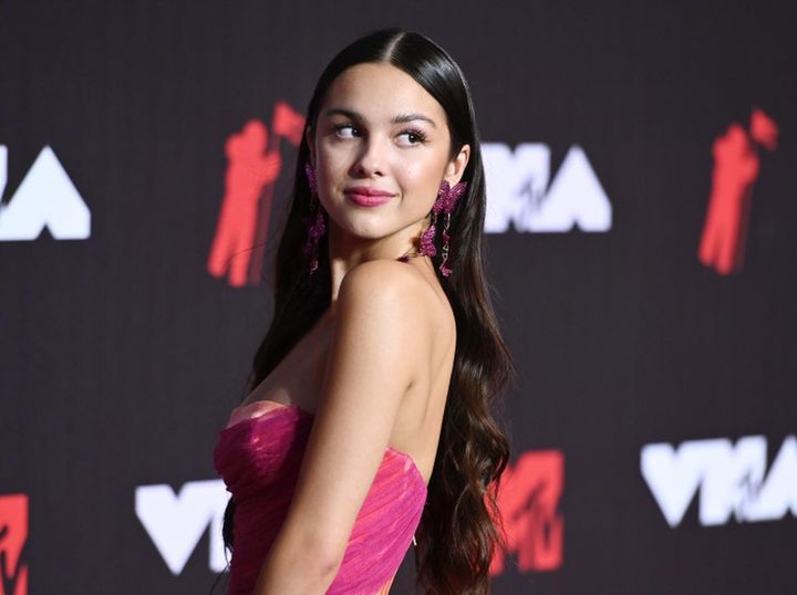 画像: オリヴィア・ロドリゴが無料セラピーを提供