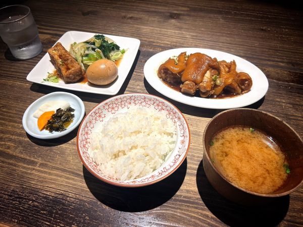 極上豚足・釘本食堂の豚足B定食