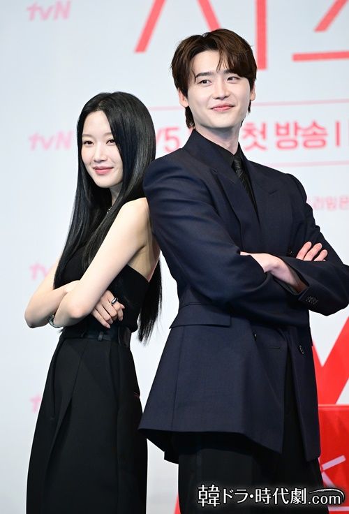 イ・ジョンソクとムン・ガヨン