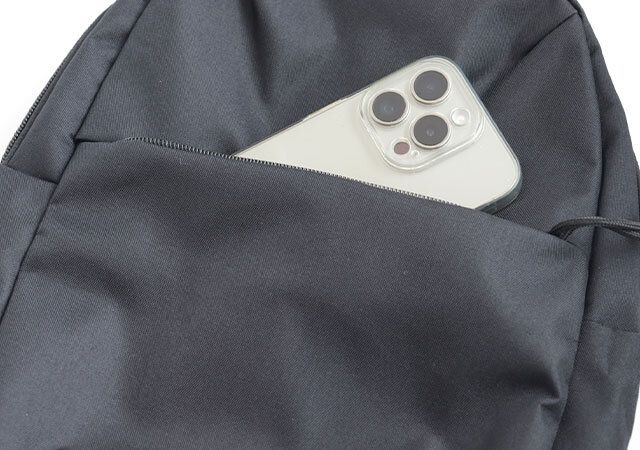 宝島社モノマックス8月号増刊の付録のキャプテンスタッグのボディバッグ6