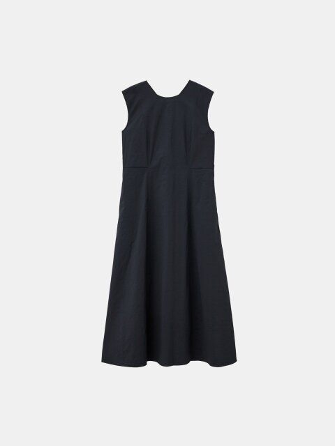 PLSTのハイストレッチナイロンフレアワンピース