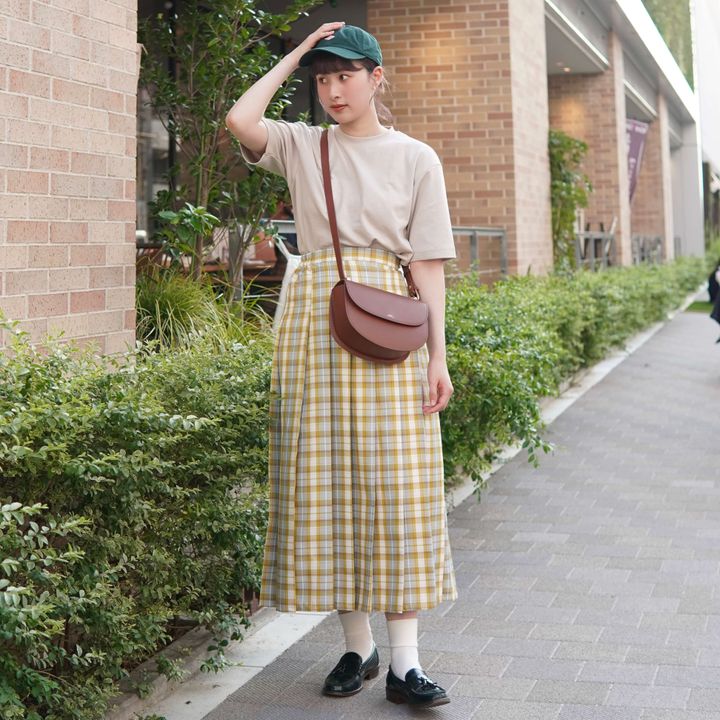 蒸し暑い日…涼しいけどおしゃれなスカートコーデが大人気！マネしたい着こなし15選