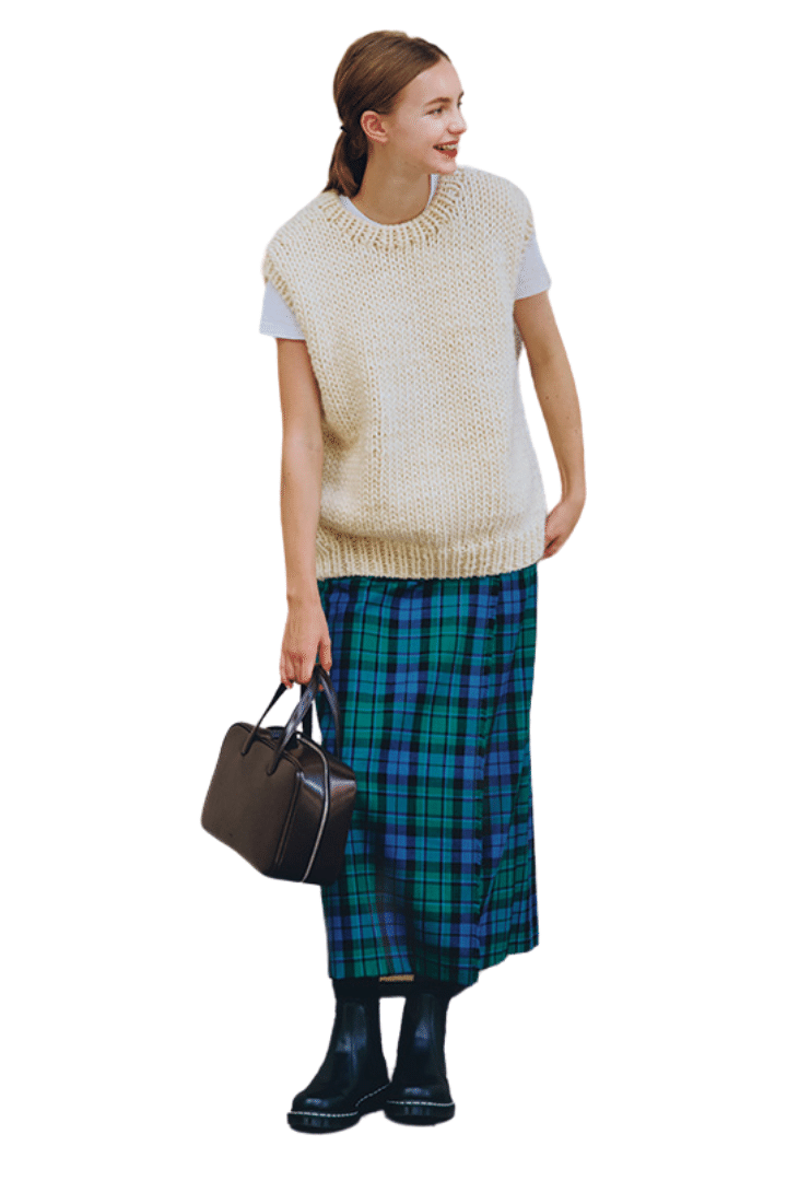 蒸し暑い日…涼しいけどおしゃれなスカートコーデが大人気！マネしたい着こなし15選