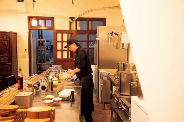 オーナーの田中さんは元美容師という異色の経歴。