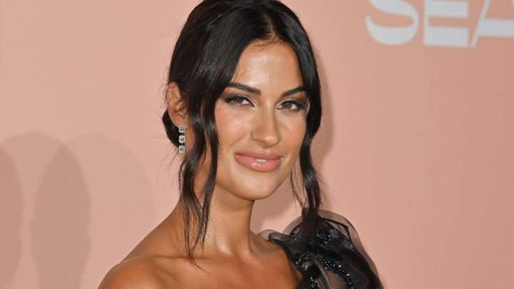 『セクシー過ぎる』DAZN女性司会者、イタリア紳士には大人気も同性から「時には下品」と批判