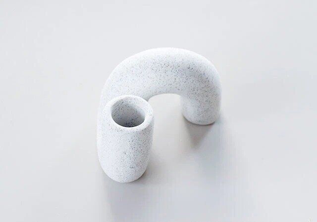 ダイソーのフラワーベース1