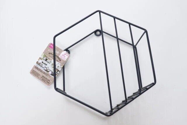 ダイソーのウォールインテリア（六角形）1