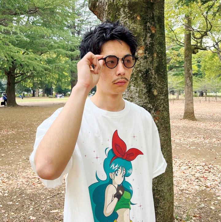 【SNAP】’90ｓ風のレトロなアニメグラフィックTがお気に入り！ 松岡照太さん