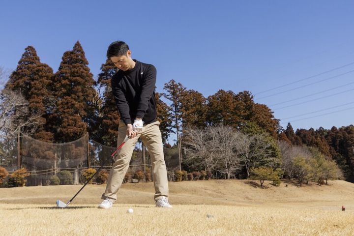 アイアン型UTでぶっ飛び弾道を手に入れる！打ち方のコツは「入射角を…」