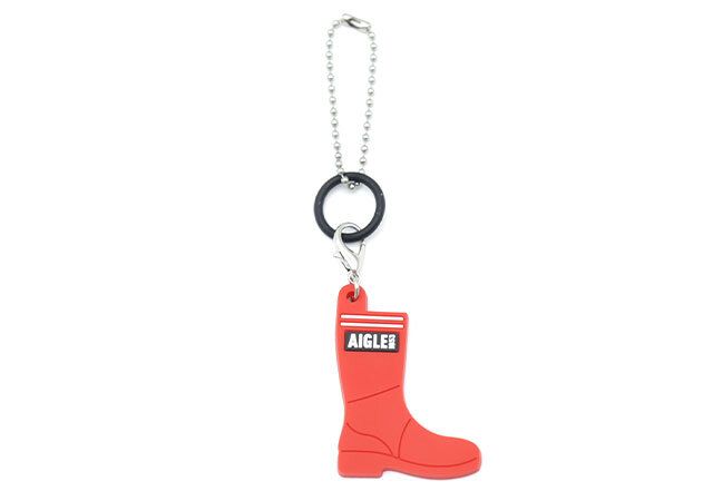 宝島社ムック付録のAIGLEのチャーム1