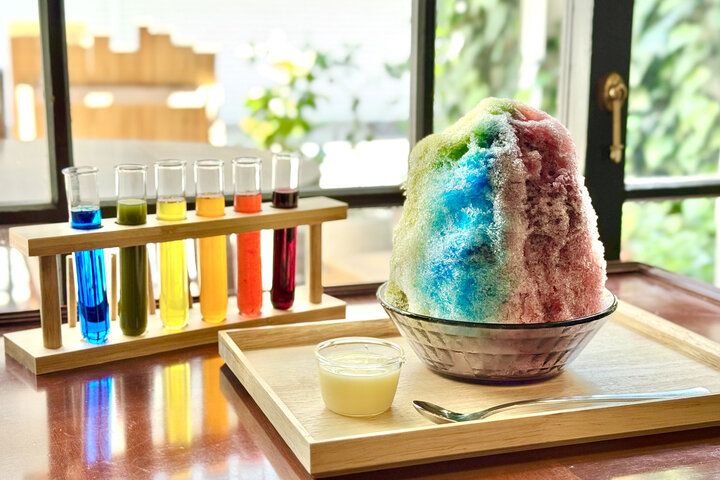 絵本作家のアトリエの世界へ♪空想の街の世界を体感できる。吉祥寺「空想街カフェ 空飛ぶ魚」