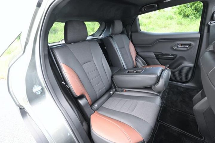 「ワークマンが本気出した」“マイナス1℃の体感”!?冷感Tシャツを実際に検証してみた！