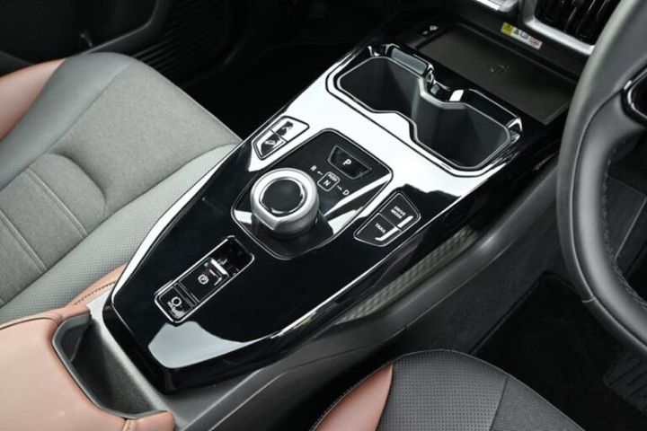 「ワークマンが本気出した」“マイナス1℃の体感”!?冷感Tシャツを実際に検証してみた！