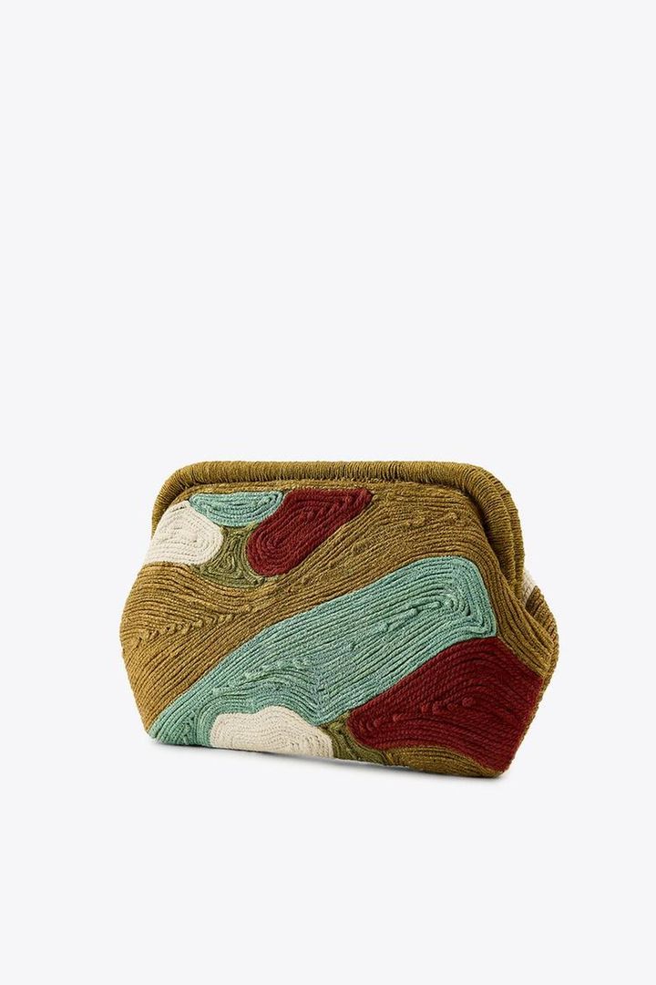 画像2: 出典：ZARA