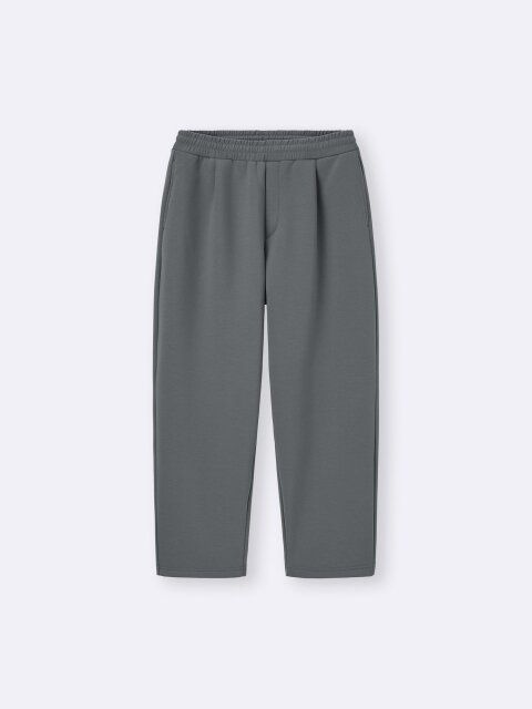 2025guパフスウェットキャロットパンツ