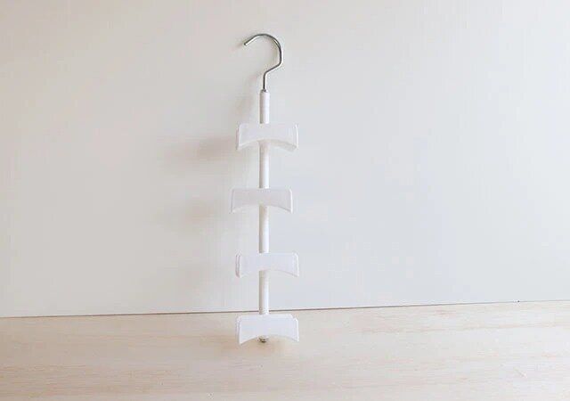 ダイソーのバッグ収納ハンガー1