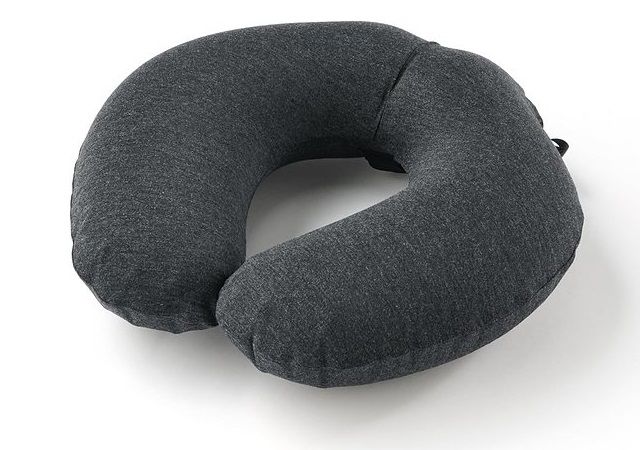 無印良品 ふうっとふくらむネッククッション