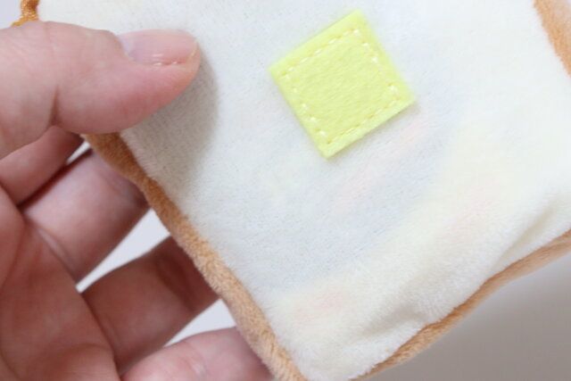 セリアのミニ収納ケース パンケーキ＆食パン＆目玉焼き3