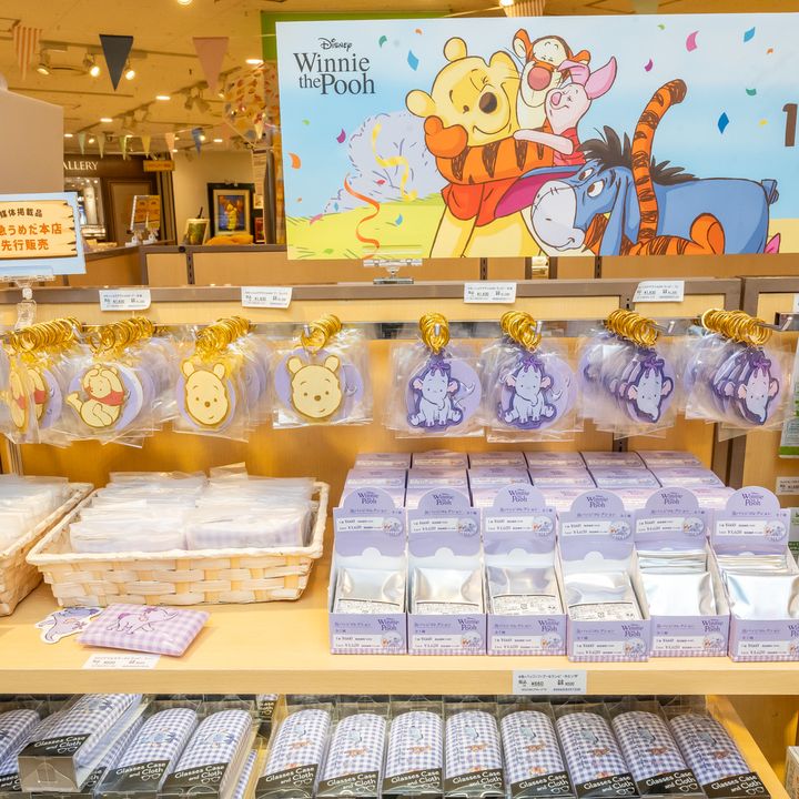 染色アクリルキーホルダー 4種