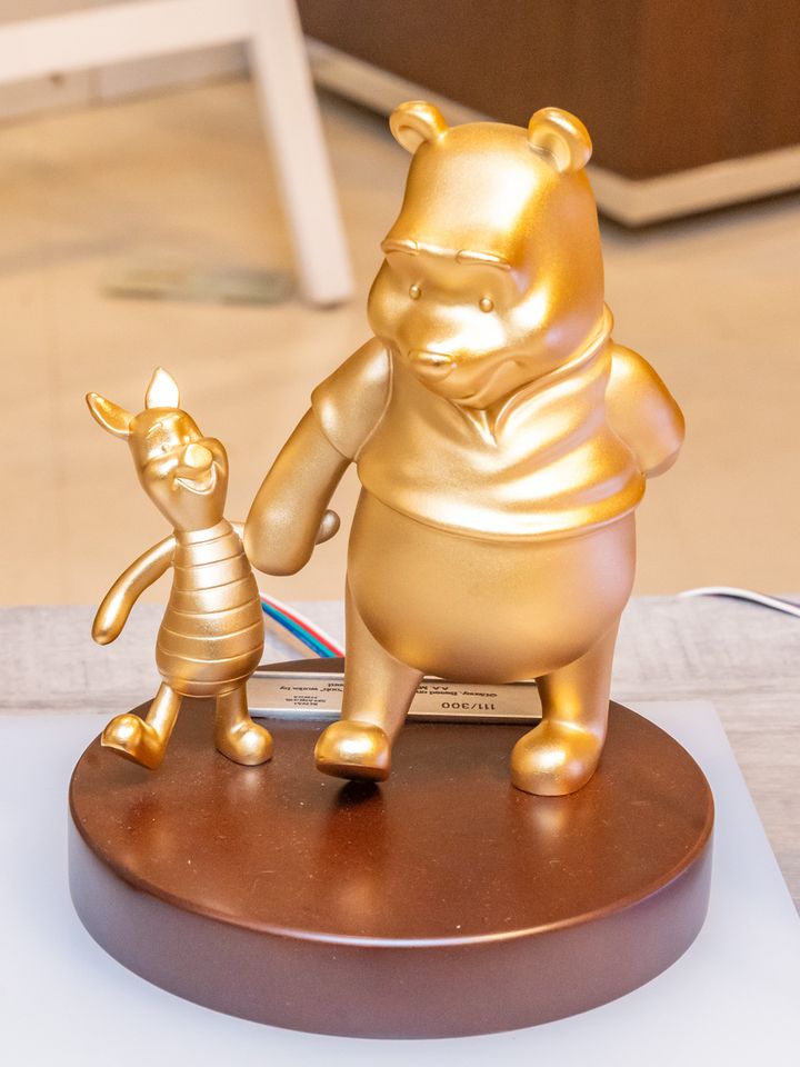 「ロイヤルセランゴール」フィギュリン