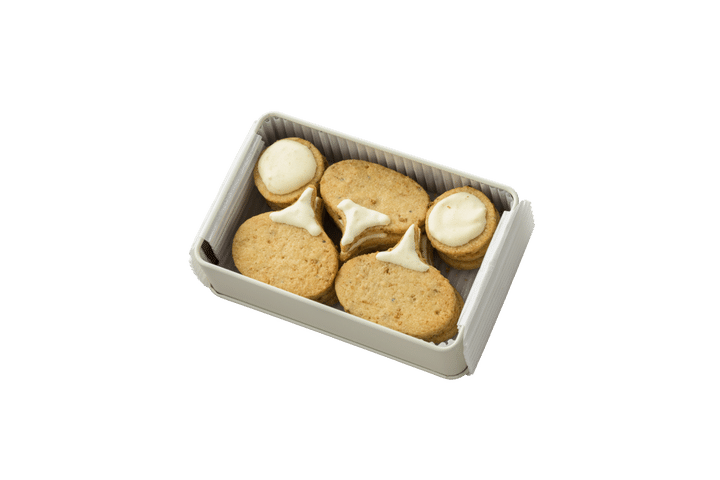 〈いったつみとら堂〉の「神楽坂 石かわ 焼き玉ねぎクッキー」