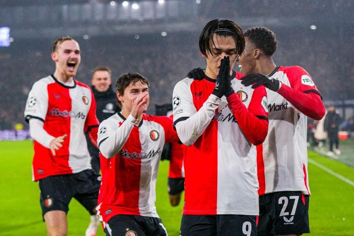 絶対怒らない男！26歳日本代表エースFW、モデル妻との出会いを明かす 「友達と奥さんの友達が…」