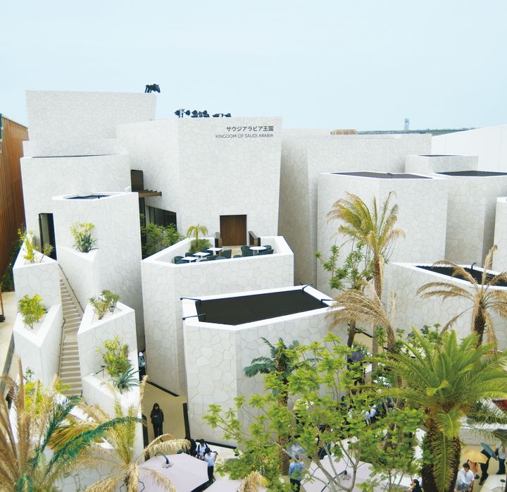 石造りの巨大なラビリンスで、サウジの文化や伝統を丸ごと体感。