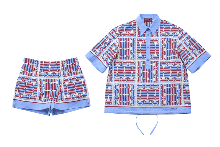 〈グッチ〉のセットアップ