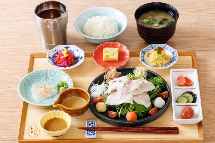 「象印御膳（鯛茶漬け付）」2100円